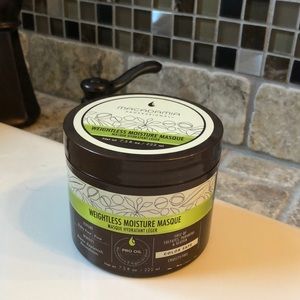 Macadamia Professional Weightless Moisture Masque